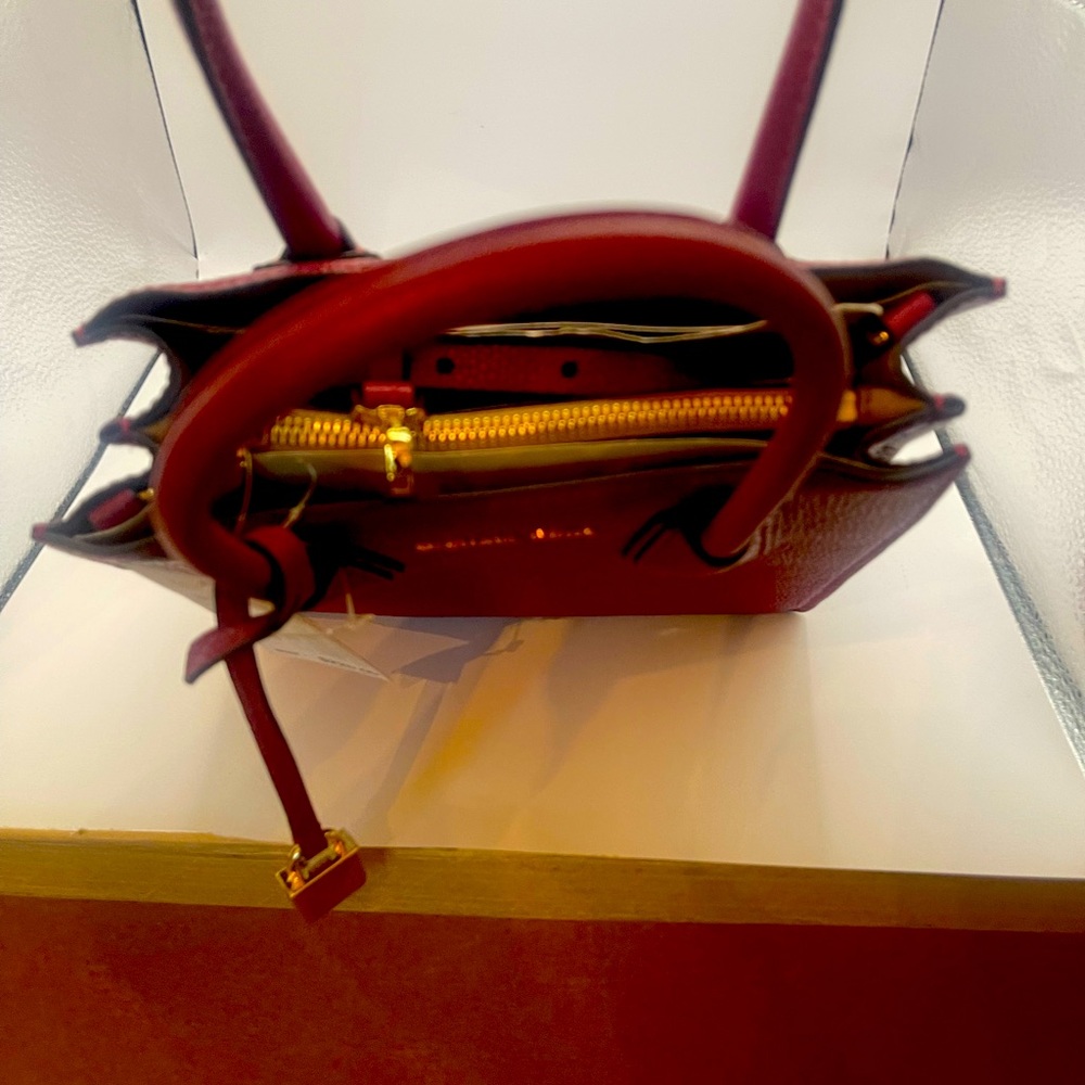 Michael Kors hand bag